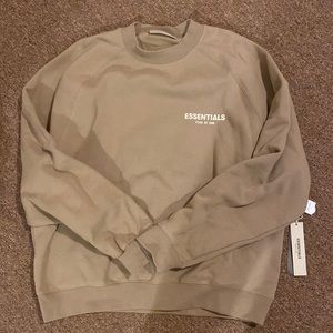 Authentic New with Tags Essentials Fear of God sweatshirt- Men’s L